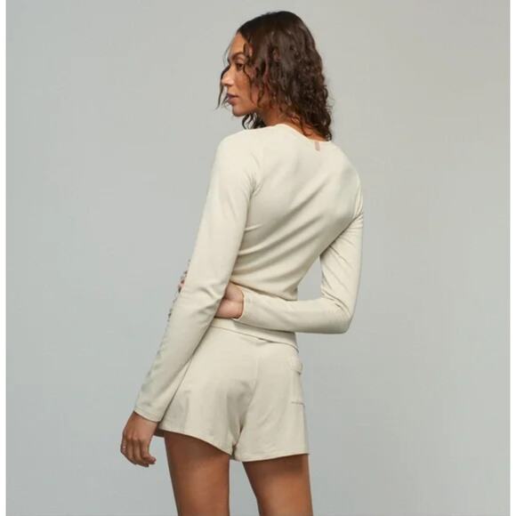 NWOT Lunya Restore Short Set in Warm Beige Size LARGE - Picture 2 of 8